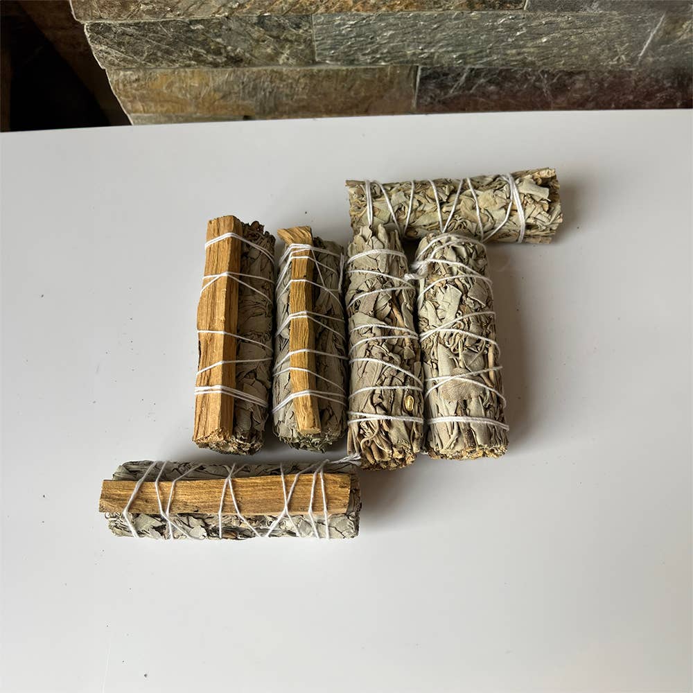Sage Smudge Sticks Packs: 2x White Sage 2x White Sage and Palo Santo 2x White Sage and Chakra Petals 4"