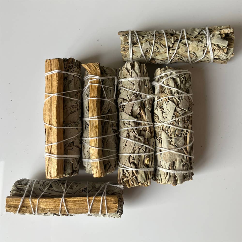 Sage Smudge Sticks Packs: 2x White Sage 2x White Sage and Palo Santo 2x White Sage and Chakra Petals 4"